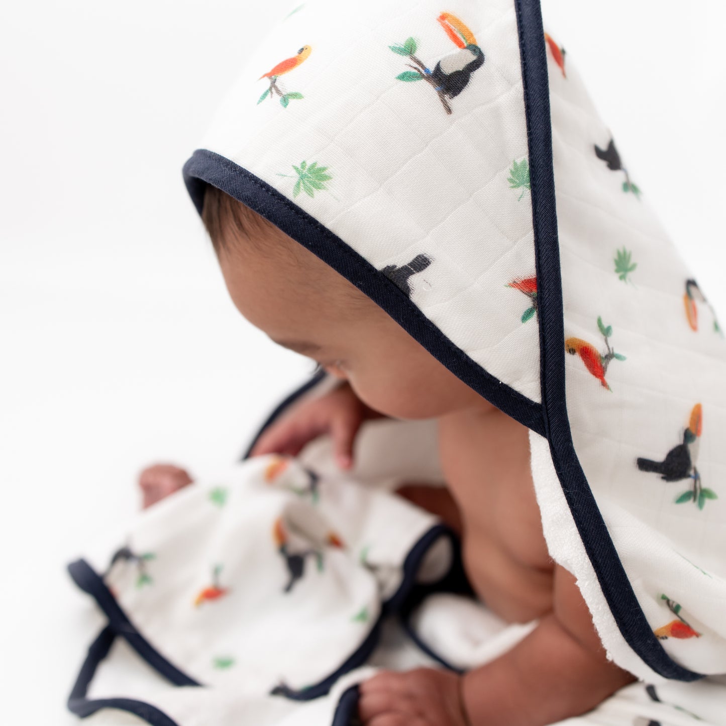 Toucan Hooded Towel Set