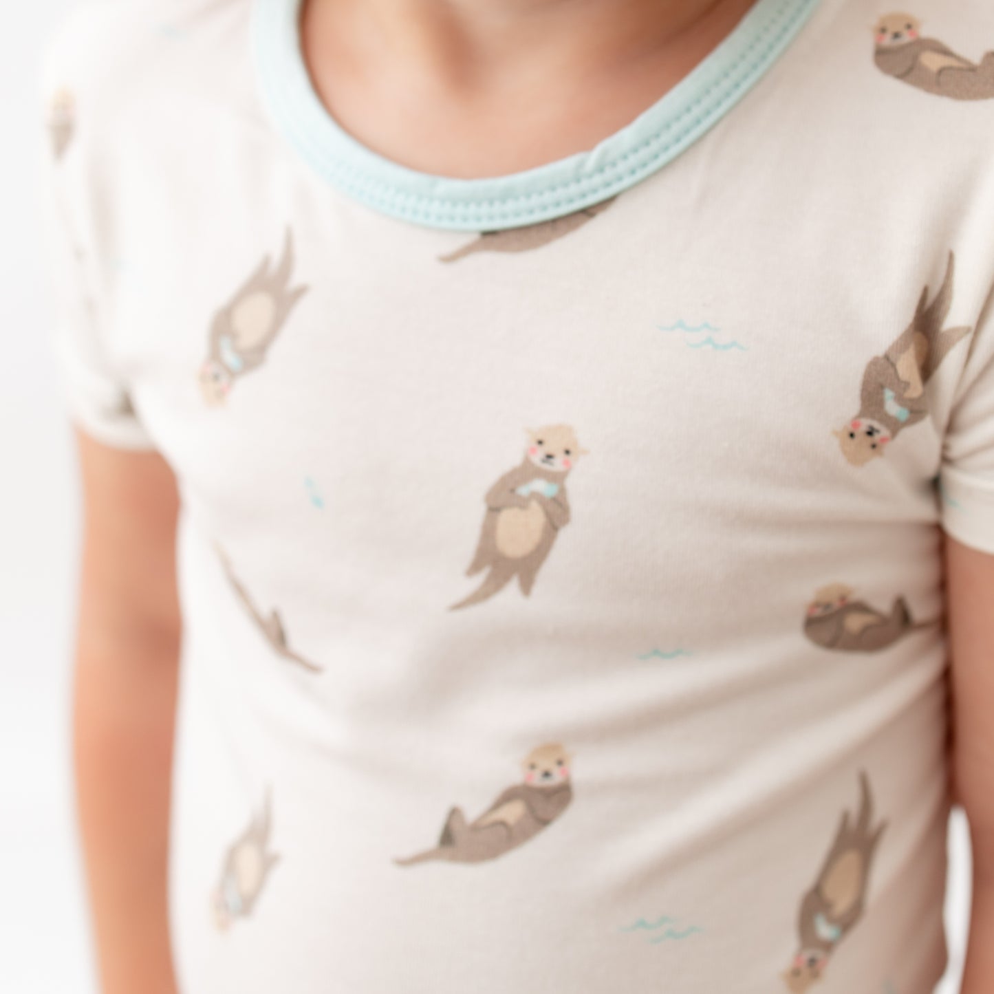 Otter Short Sleeve Pajama Set