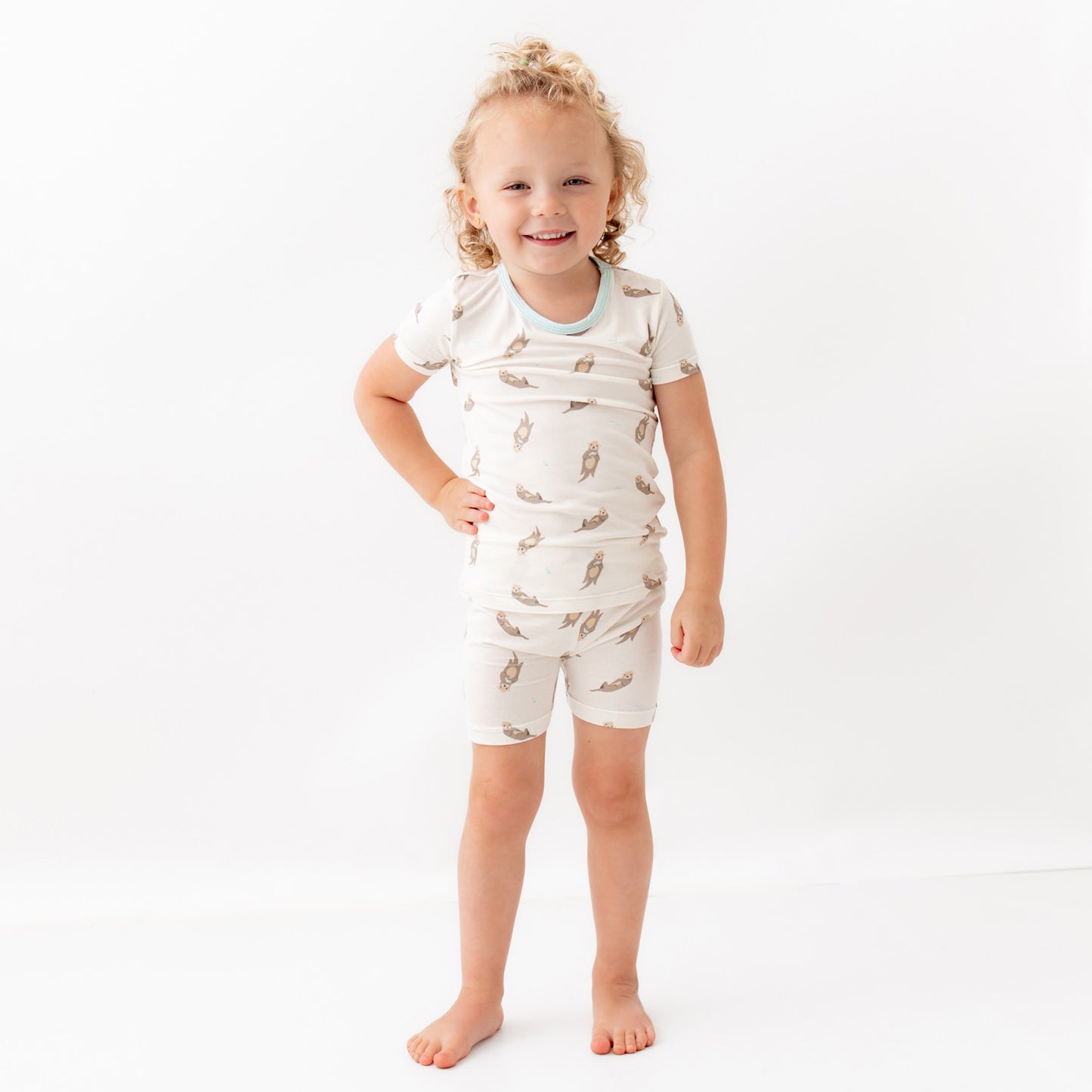 Otter Short Sleeve Pajama Set