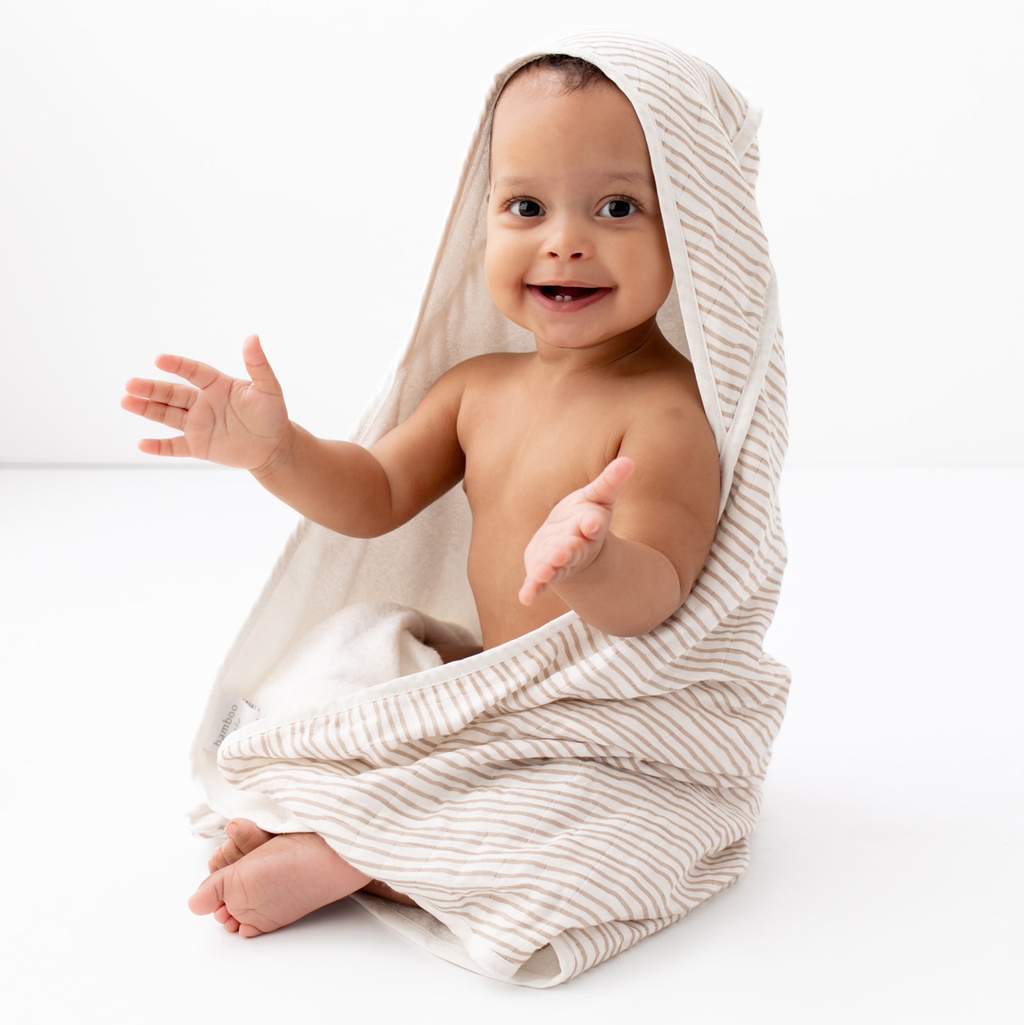 Taupe Wave Hooded Towel Set
